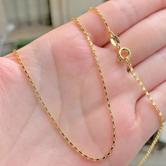 Corrente Cartier Cubinho 1mm (Fecho Tradicional) (TAG 18K) (Banho Ouro 18K)