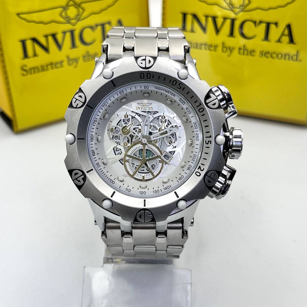Invicta Hibrid skeleton AA