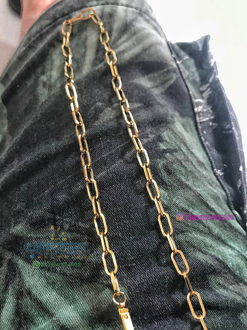 Corrente Cartier alongada oca banhada a 10 milésimos de ouro 18k envernizada