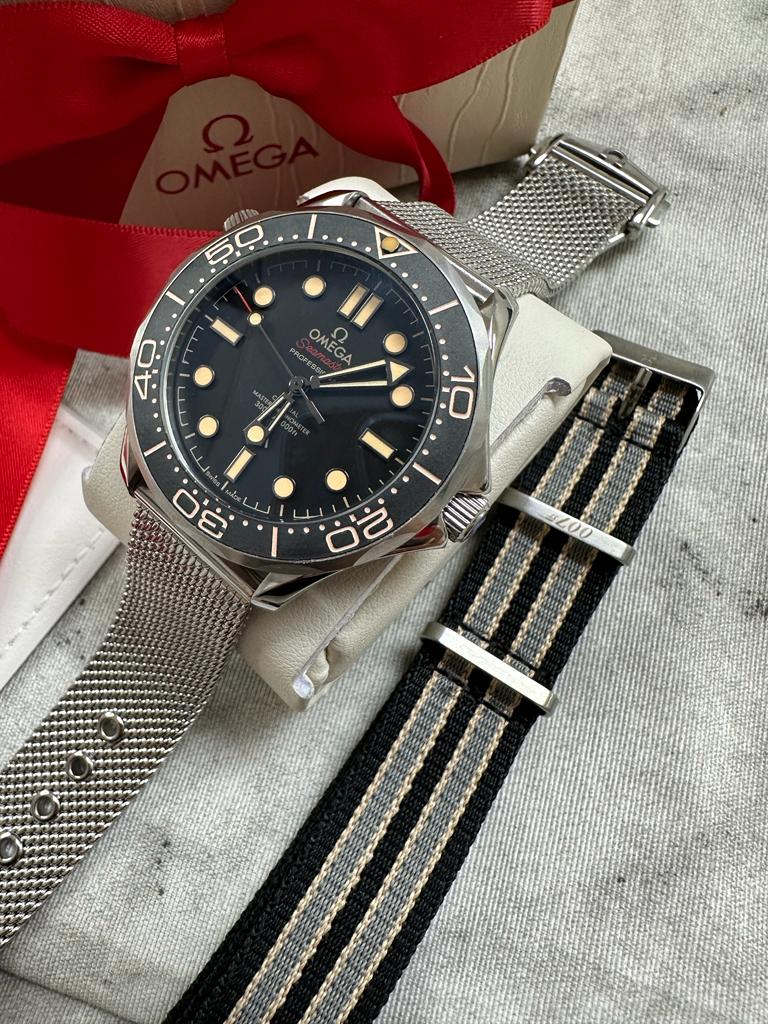 Omega 007 Seamaster 42mm + Pulseira extra