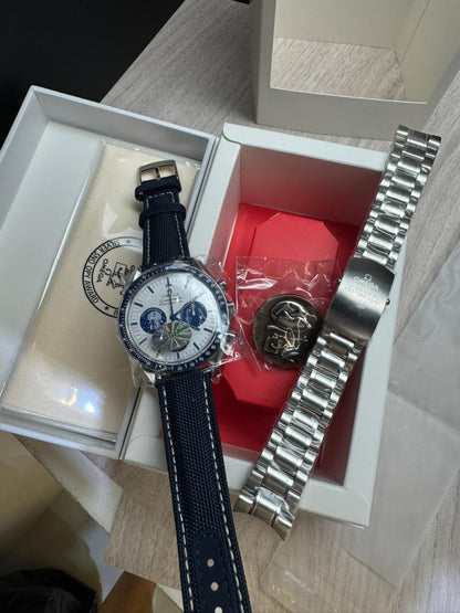 Omega Speedmaster Snoopy 50h Super Clone + Pulseira extra + Maleta Azul