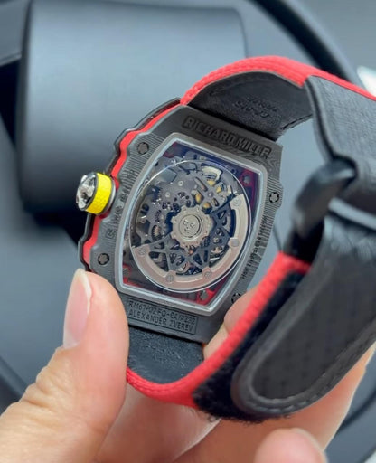 Richard Mille 67-02 Fino 37g fibra de carbono automatico Vermelho