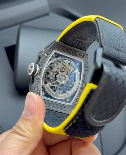 Richard Mille 67-02 Fino 37g fibra de carbono automatico Amarelo Pulseira Velcro