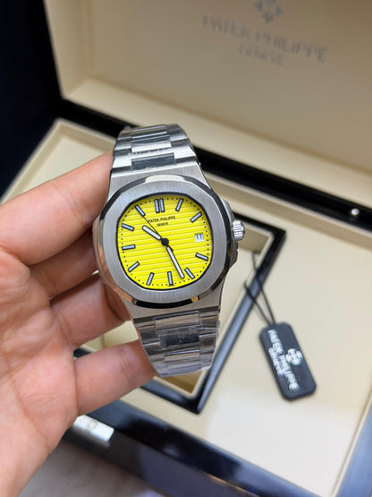 Patek Philippe Nautilus 5711/1A-011 40mm Amarelo