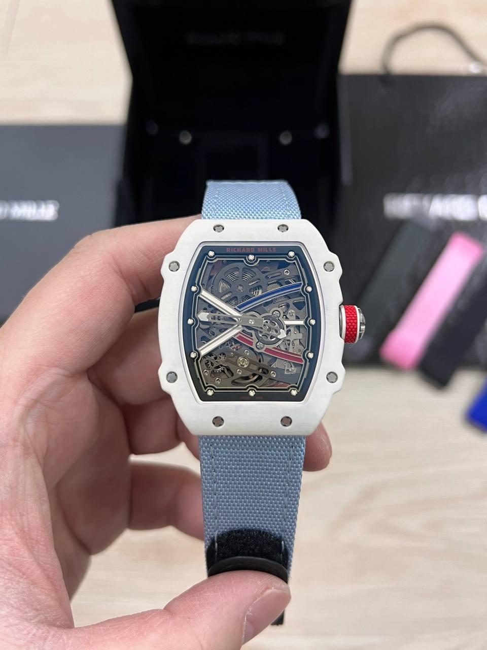 Richard Mille 67-02 Fino 37g fibra de carbono automatico Branco2 Velcro