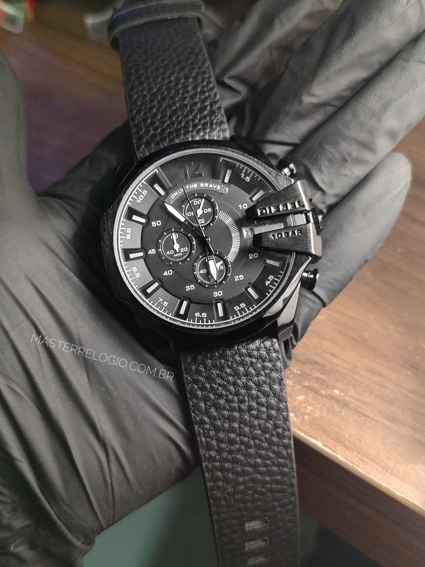 Diesel 100% Funcional Couro