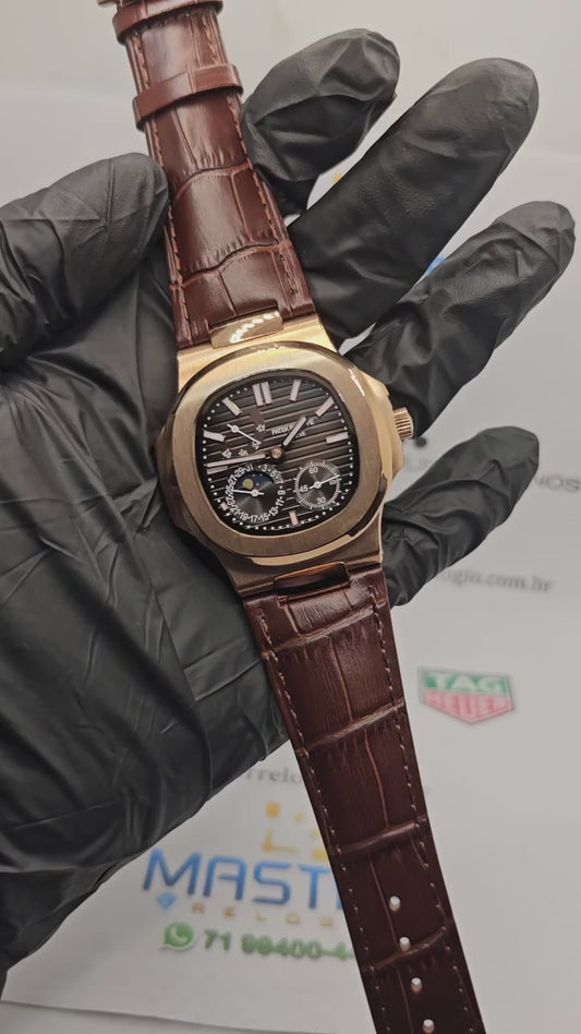 Patek Philippe NautilusMoonphase 5712/1R Rose Base eta