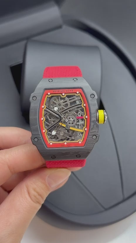 Richard Mille 67-02 Fino 37g fibra de carbono automatico Vermelho