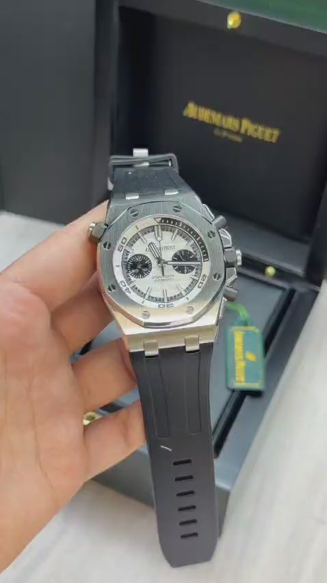 AP Royal Oak Offshore Quartz 44mm Prata M Branco