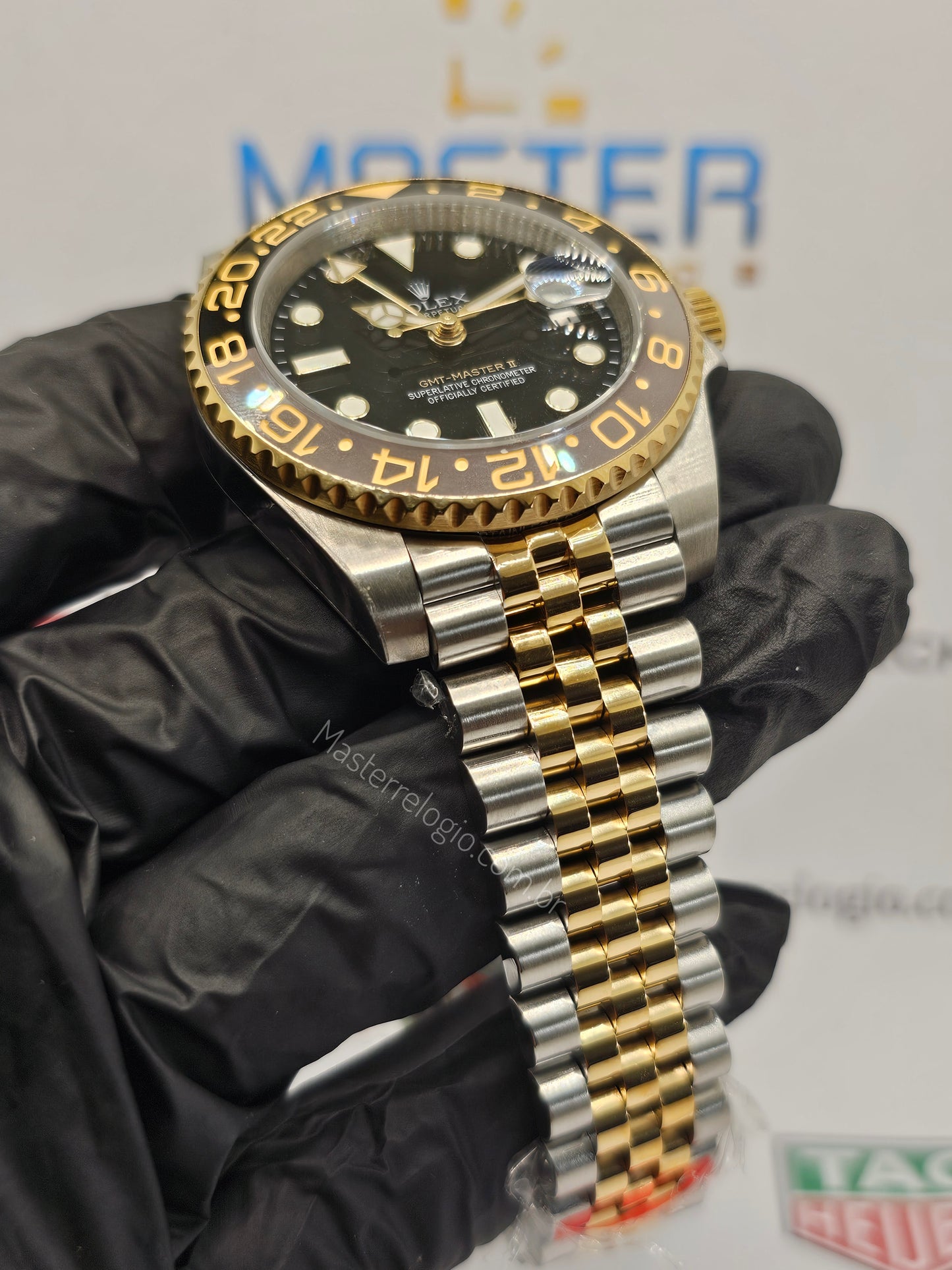 Rolex Gmt-Master II base eta 126713GRNR + caixa completa