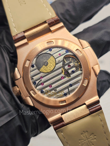Patek Philippe NautilusMoonphase 5712/1R Rose Base eta