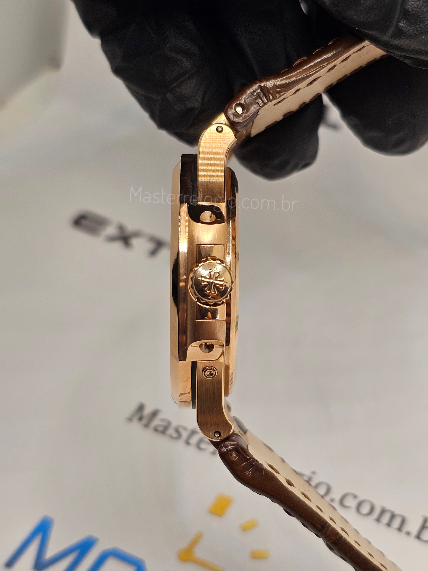 Patek Philippe Nautilus
Moonphase 5712/1R Rose Super C