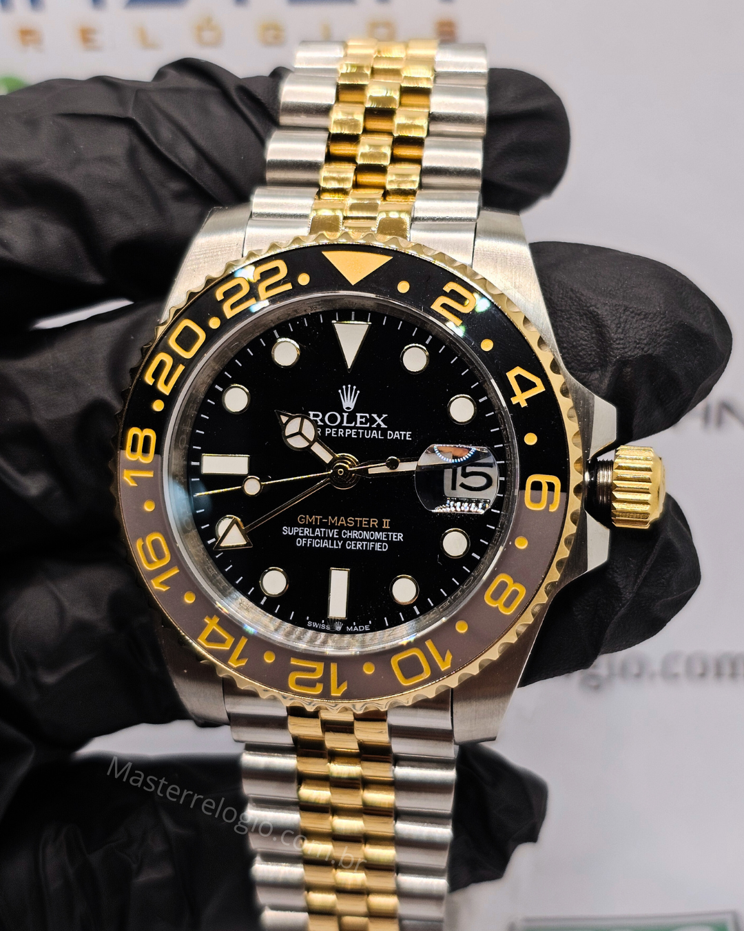 Rolex Gmt-Master II base eta 126713GRNR + caixa completa