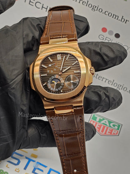 Patek Philippe Nautilus
Moonphase 5712/1R Rose Super C