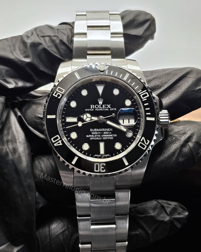 Rolex Submariner BASE ETA 126610LN + caixa completa