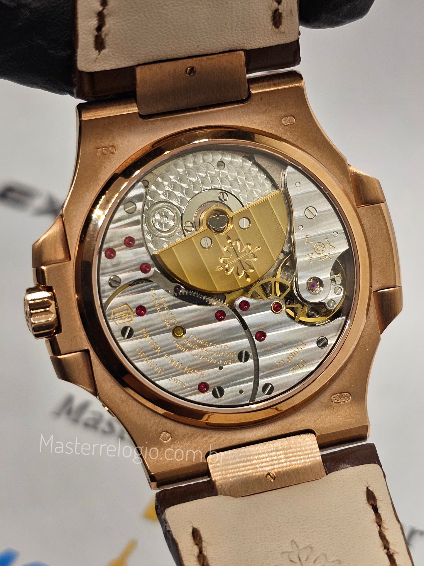 Patek Philippe Nautilus
Moonphase 5712/1R Rose Super C