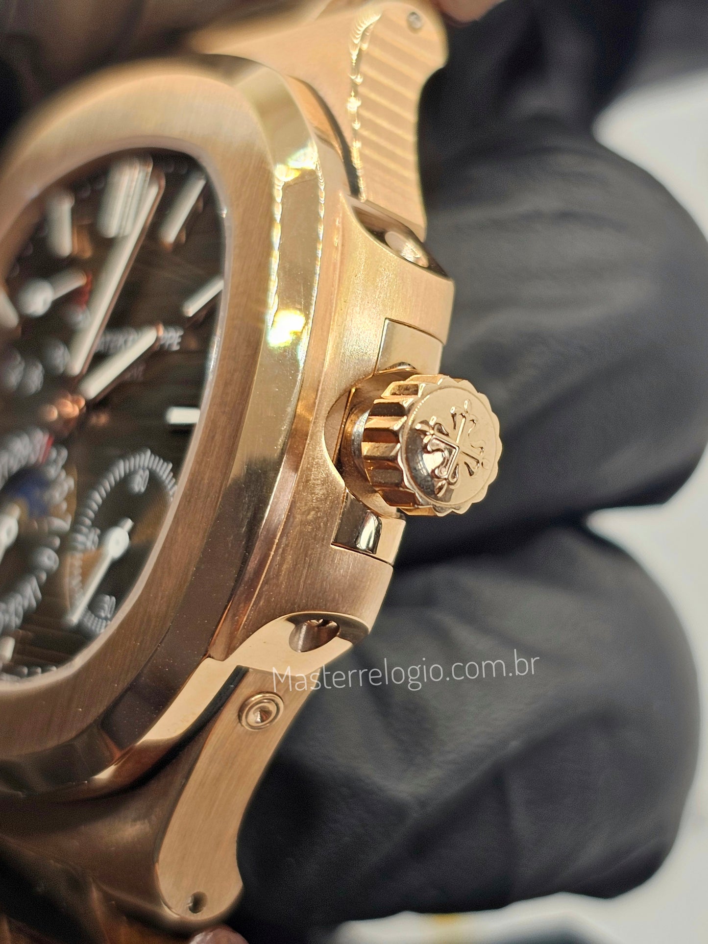 Patek Philippe Nautilus
Moonphase 5712/1R Rose Super C