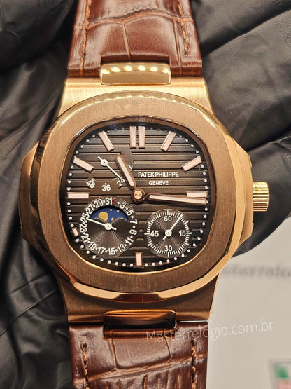 Patek Philippe NautilusMoonphase 5712/1R Rose Base eta