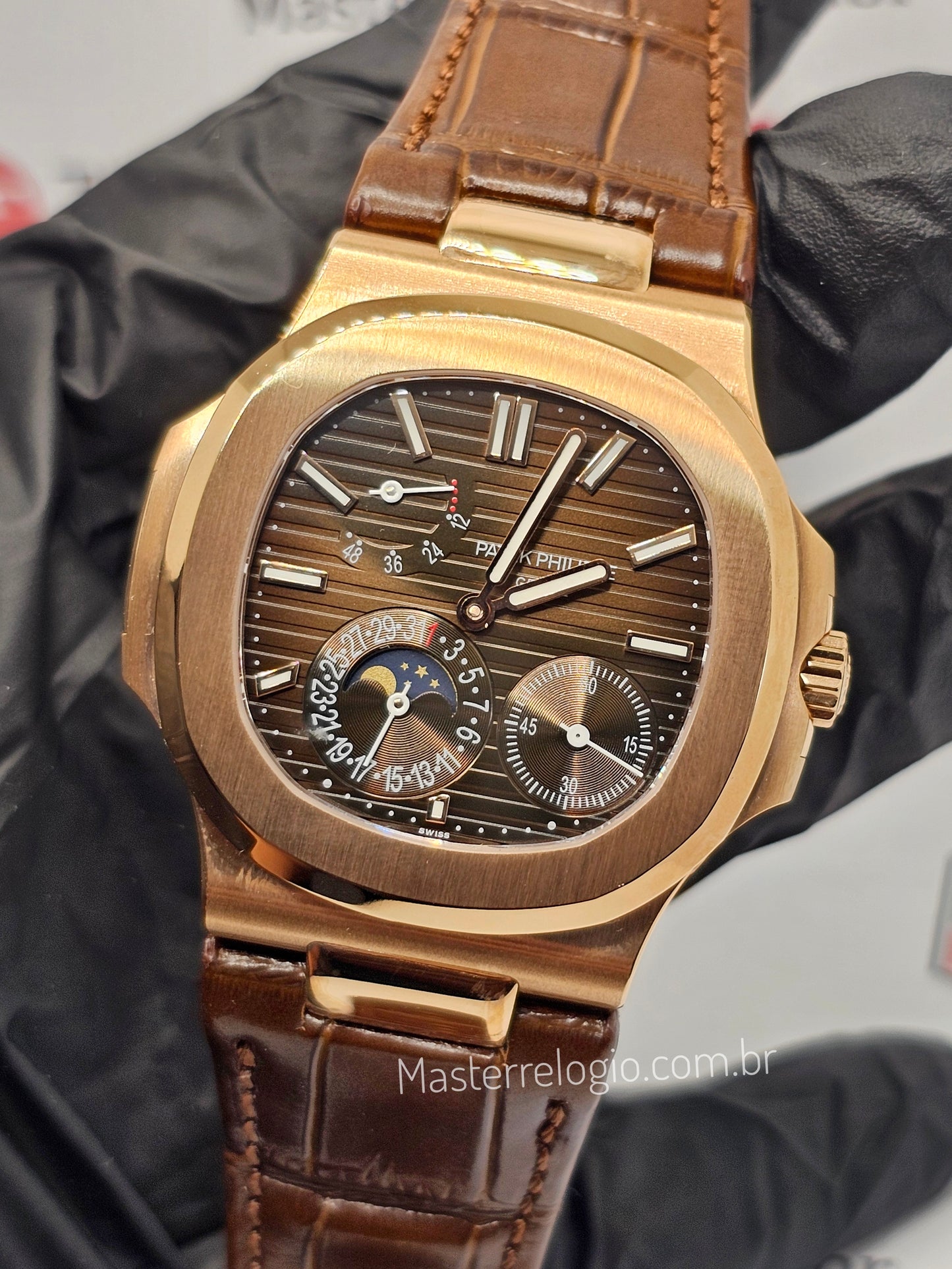 Patek Philippe Nautilus
Moonphase 5712/1R Rose Super C