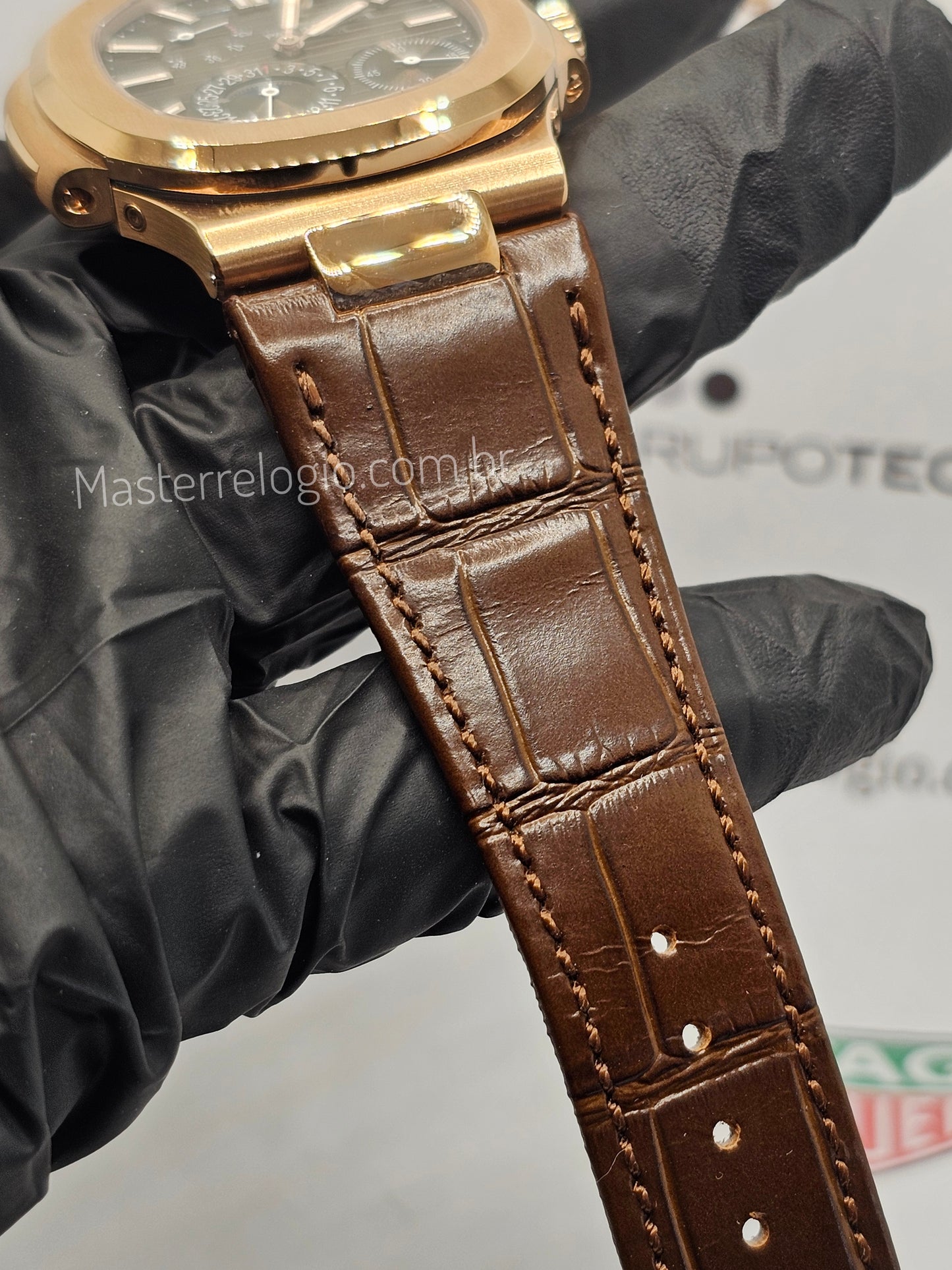 Patek Philippe Nautilus
Moonphase 5712/1R Rose Super C
