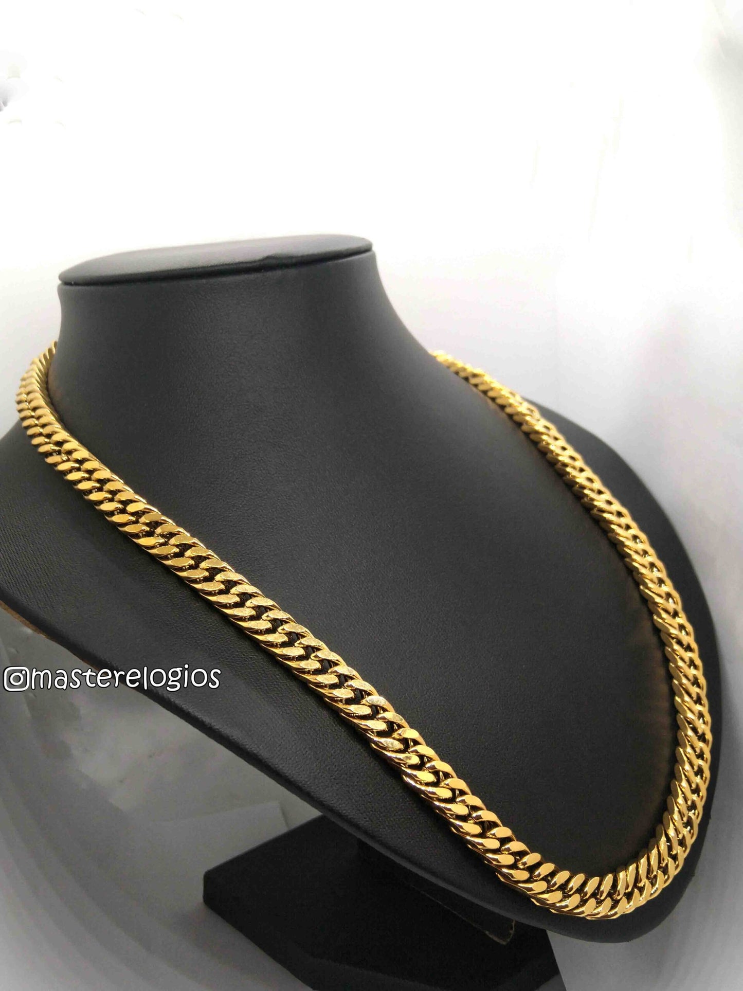 Corrente Grumet 9mm 109g banhada a 10 milesimos de ouro 18k 70cm