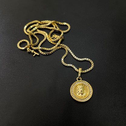 Pingente medalha de cristo cravejado